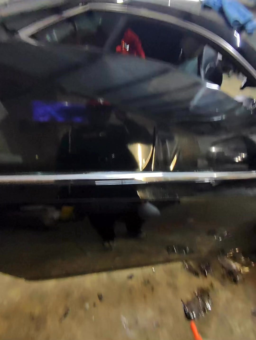 Shaping tint to the glass