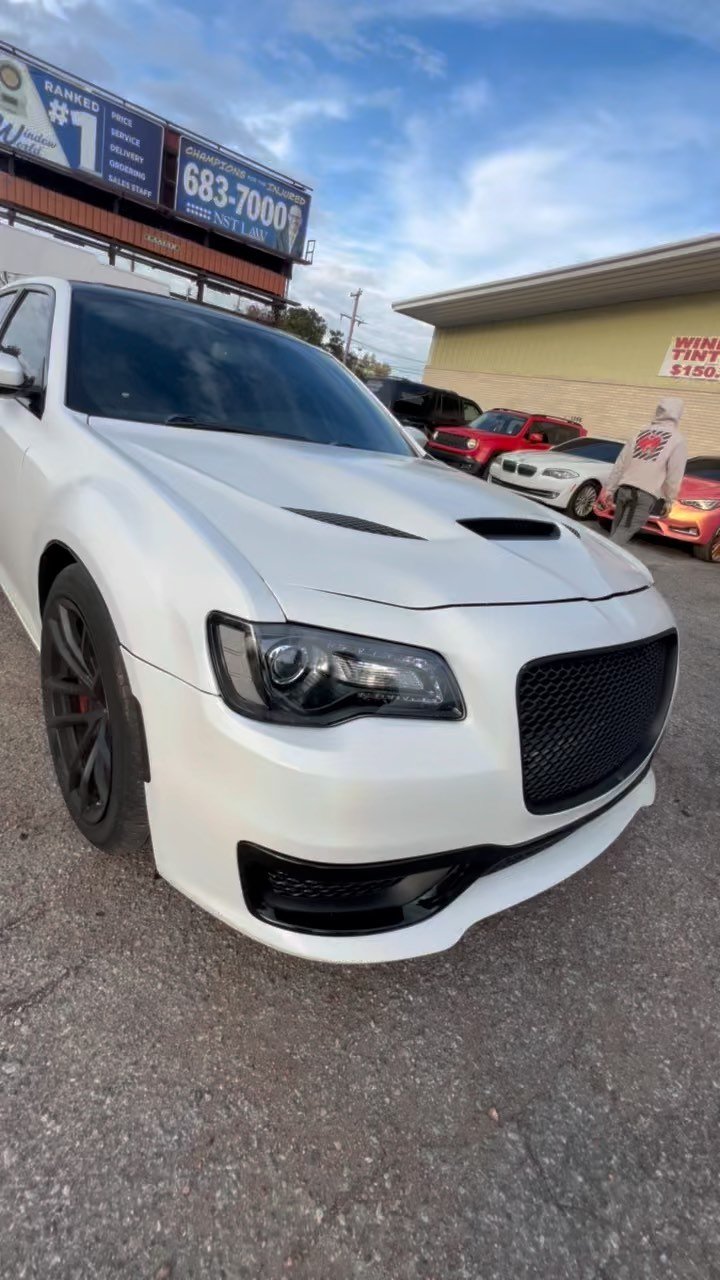 Ghost Pearl Hellcat 300